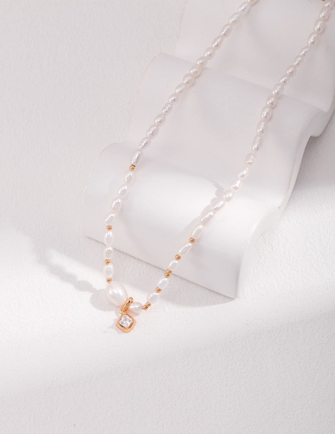 Pearl Embrace Necklace