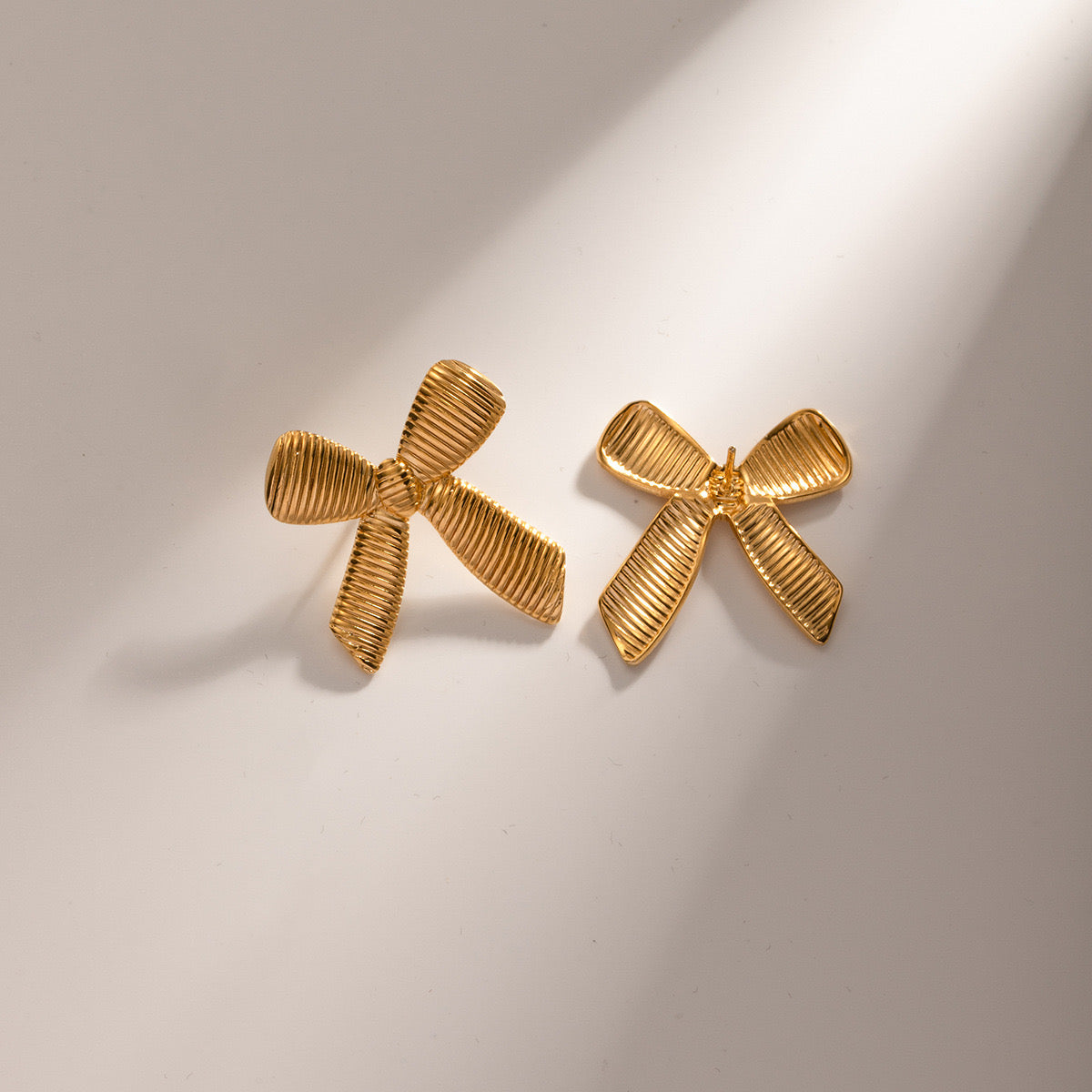 Belle Bow Earrings