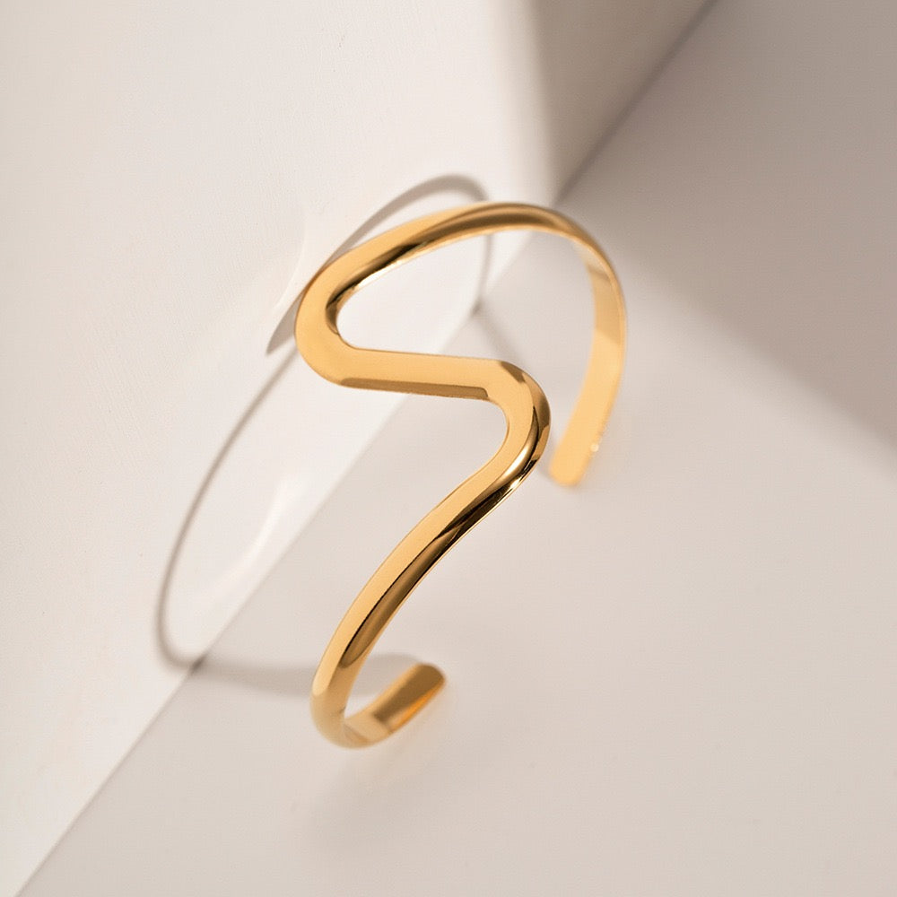 Soleil Wave Cuff